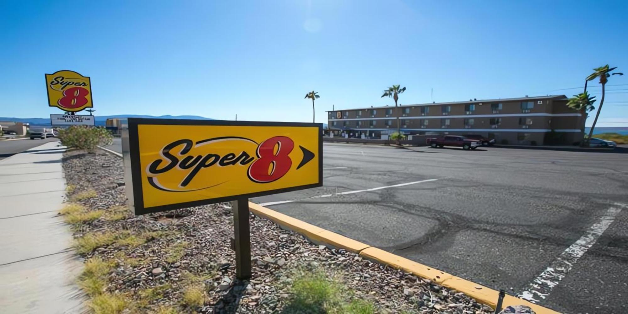 Super 8 By Wyndham Lake Havasu City Luaran gambar
